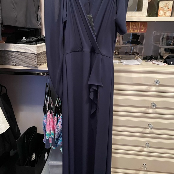 BCBGMaxAzria - Picture 5 of 10